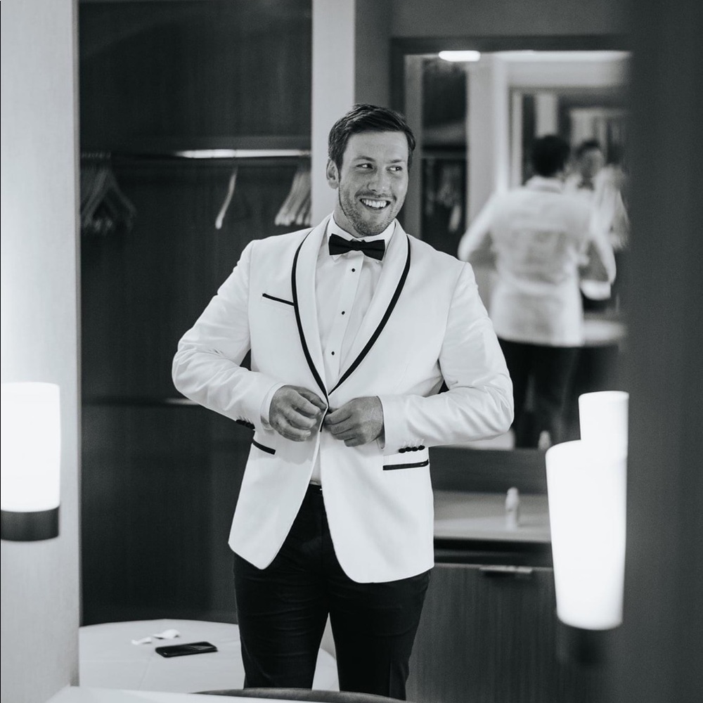 Men's Slim Fit Tuxedo Jacket in White